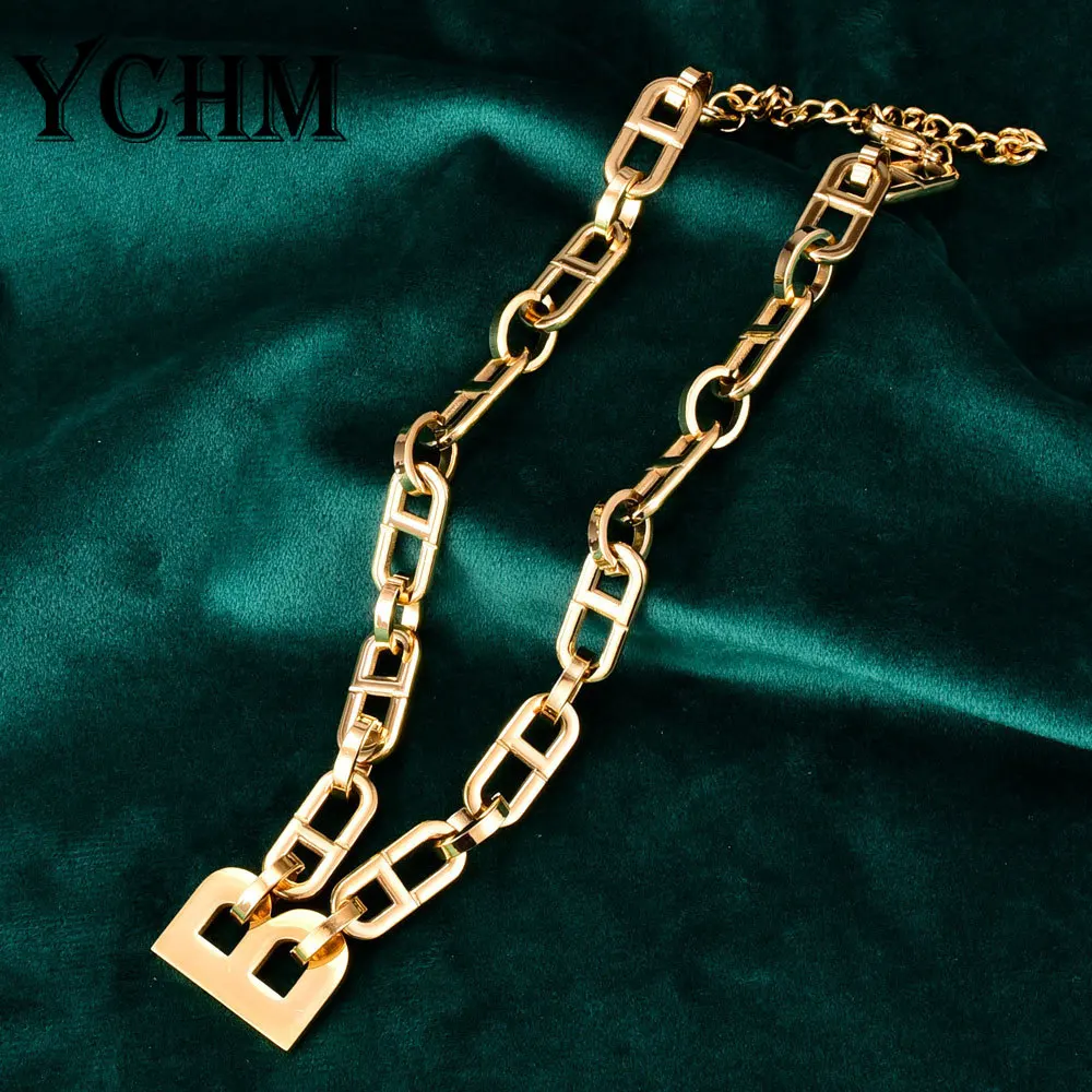 

Hip Hop Letter B Initial Necklace for Women Stainless Steel Chunky Statement Necklace Aesthetic Box Chain Choker Jewelry