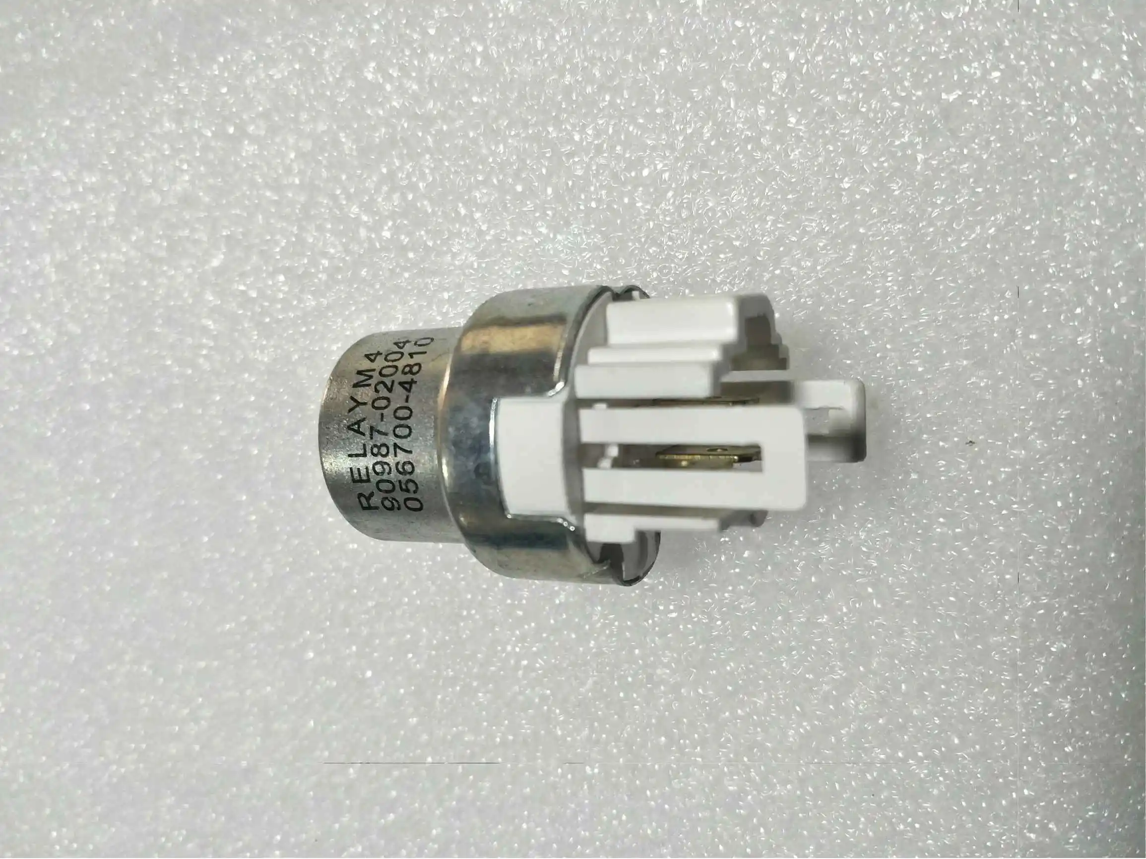 9098702004 Лучшая цена Подлинная OEM 90987 02004 реле 4 контактный 12V 22A для Toyota Lexus различные