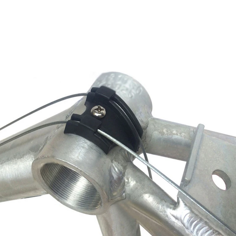 

1pc Road Bike Bicycle Frame Bottom Bracket Cable Guide Plastic 40*30mm W / Screw