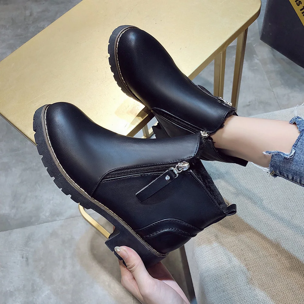 Женские ботинки-мартинсы на толстой подошве теплые ботинки с круглым носком в