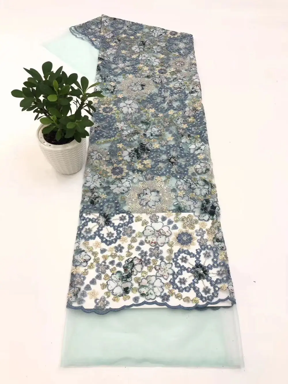 

Fashion Evening Tulle Lace Material French Net Lace Fabric With Sequins For Wedding/Party Dress PAN427 (5Yards/lot)