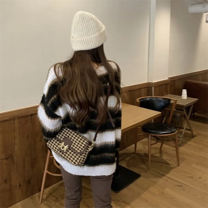 Loose Pullover Lazy Wind Contrast Striped Sweater Missing Lower Body Autumn Winter Casual Women's Rac | Женская одежда