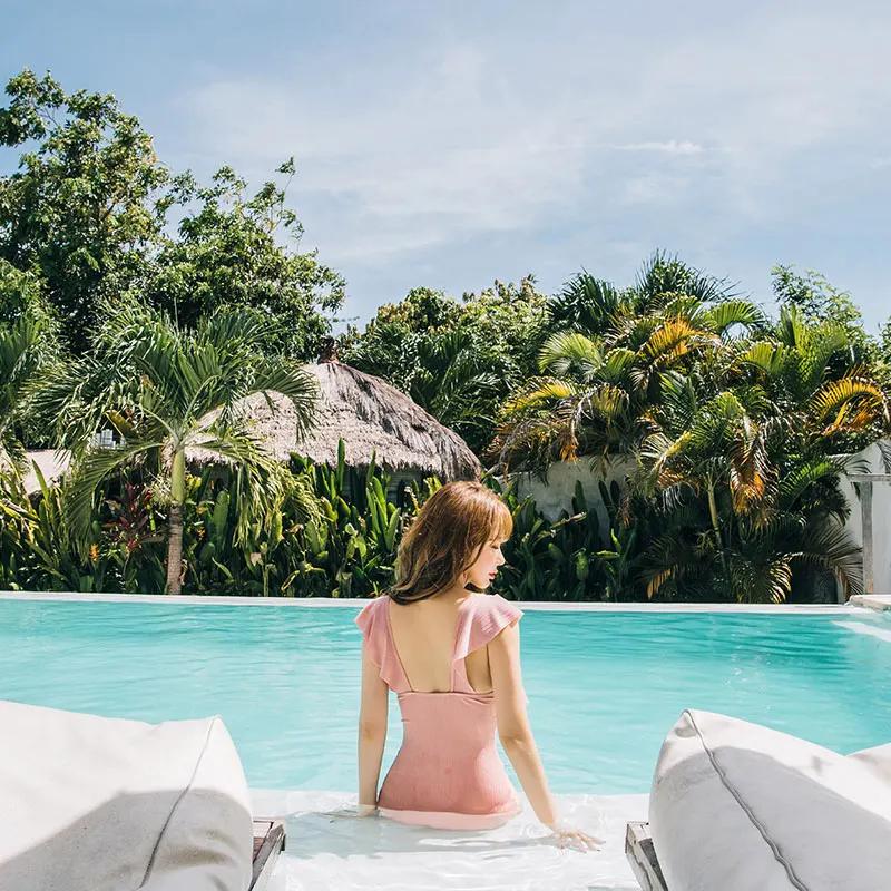 Цельный купальник в Корейском стиле женский с рюшами однотонный купальный