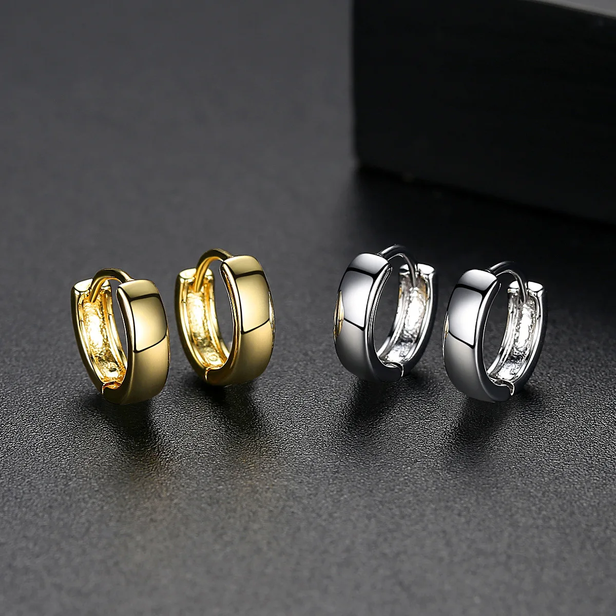 2020 простые серьги-гвоздики в стиле панк золотого и серебряного цвета круглая