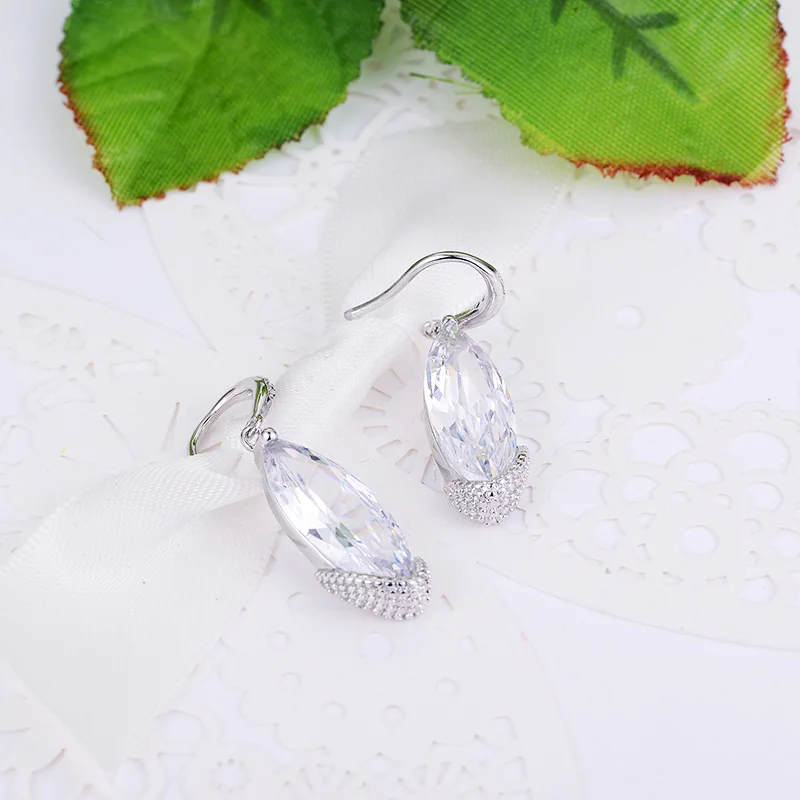 

MAIKALE Long Stud Earrings AAA Cubic Zirconia Drop-Shaped Pendant Earrings Simple Korean Earrings For Women Send Friend