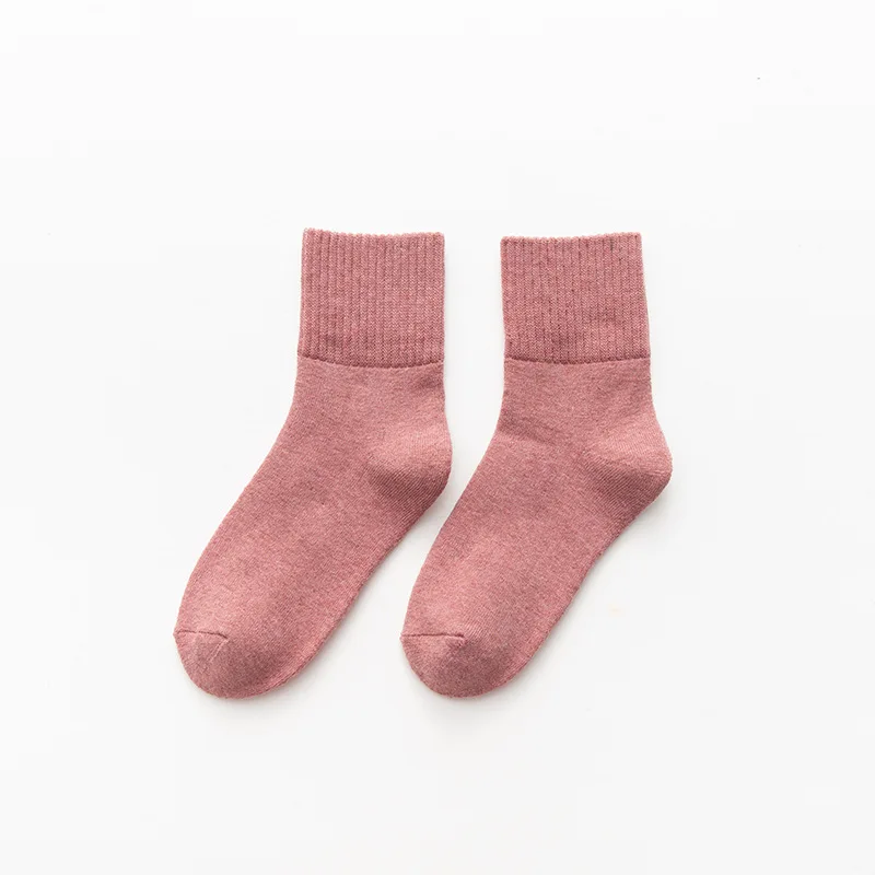 

5 Pair Knitted Socks Thickened Warmth And Breathable Ten-color Japanese Harajuku Ornaments Christmas Gifts In Tube Socks