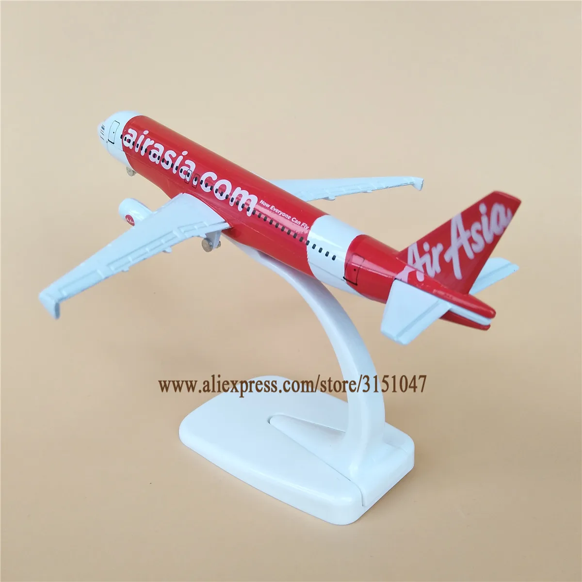 Модель самолета из металлического сплава красного цвета авиакомпании Азия