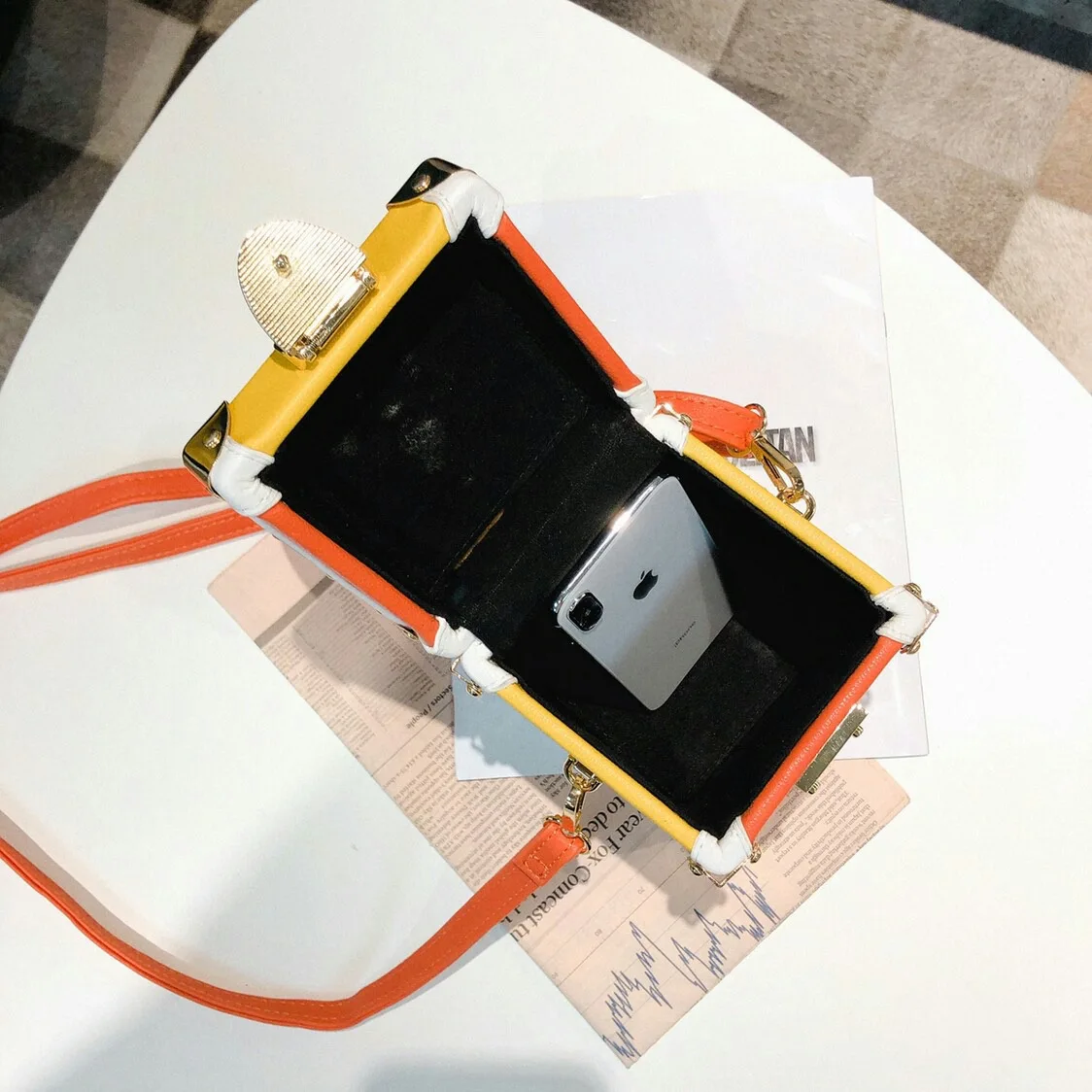 Известный бренд Роскошная алмазная пряжка сшивание цветная коробка стильная