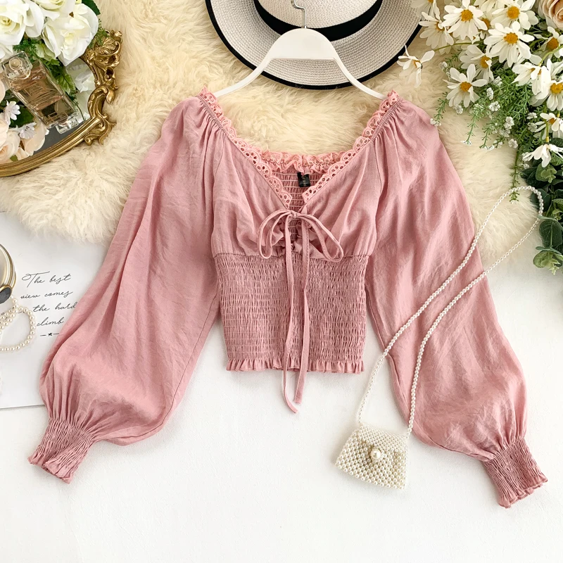 Женская кружевная блузка MUMUZI белая однотонная с открытыми плечами ажурная на