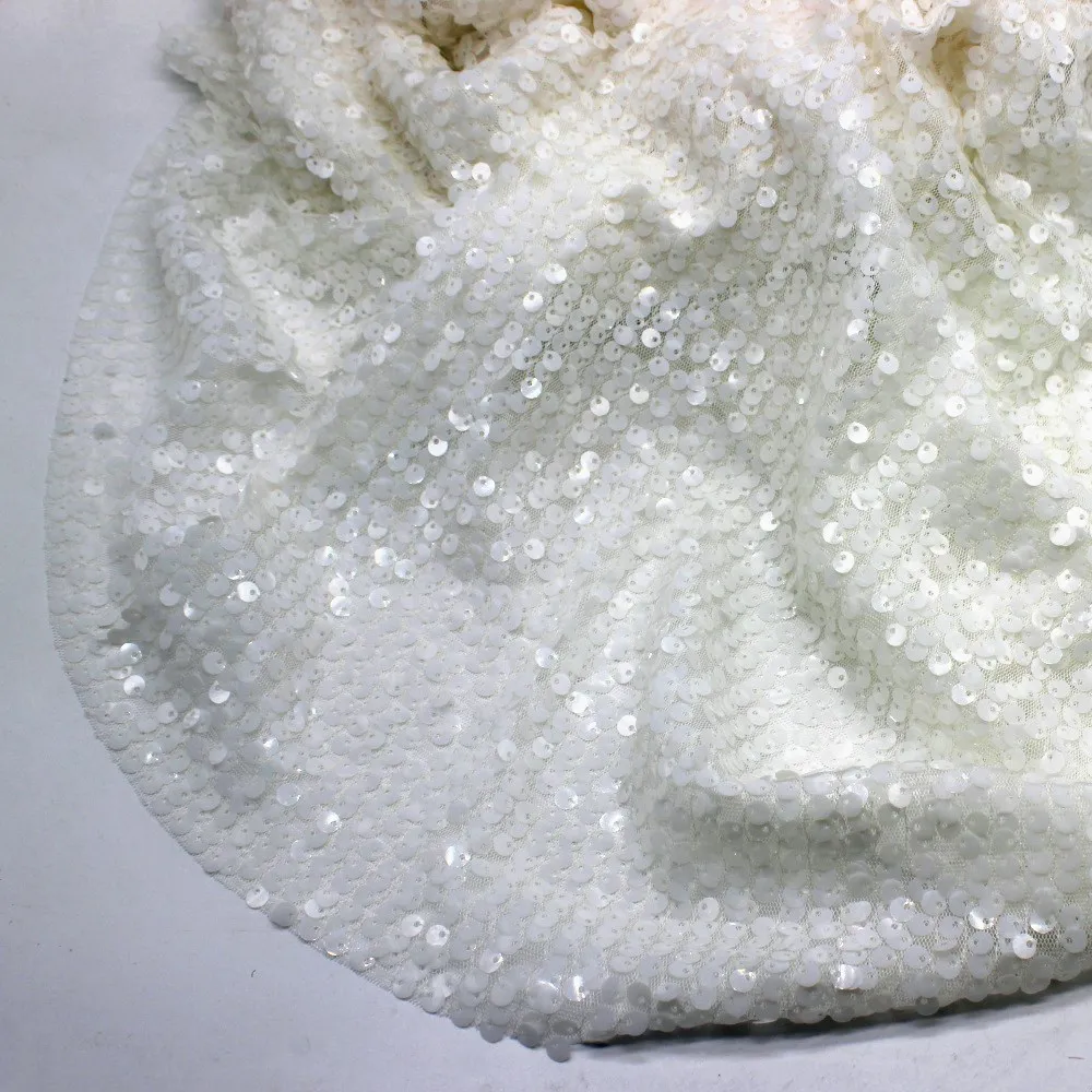 Полупрозрачная кружевная ткань с блестками 5 мм | Дом и сад