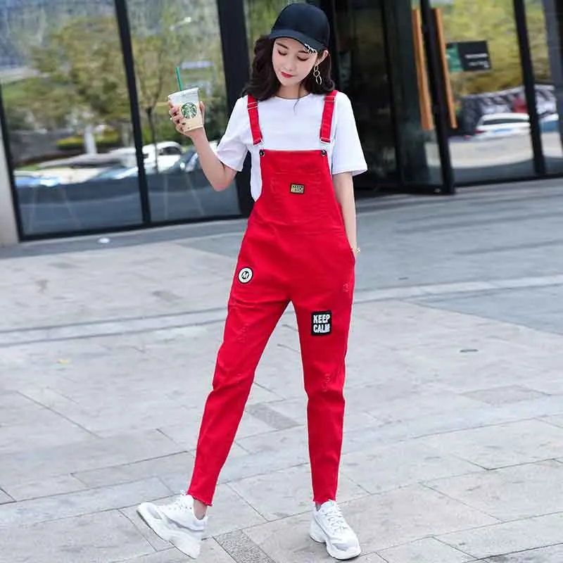 Женский джинсовый комбинезон без рукавов белый рваный в Корейском стиле