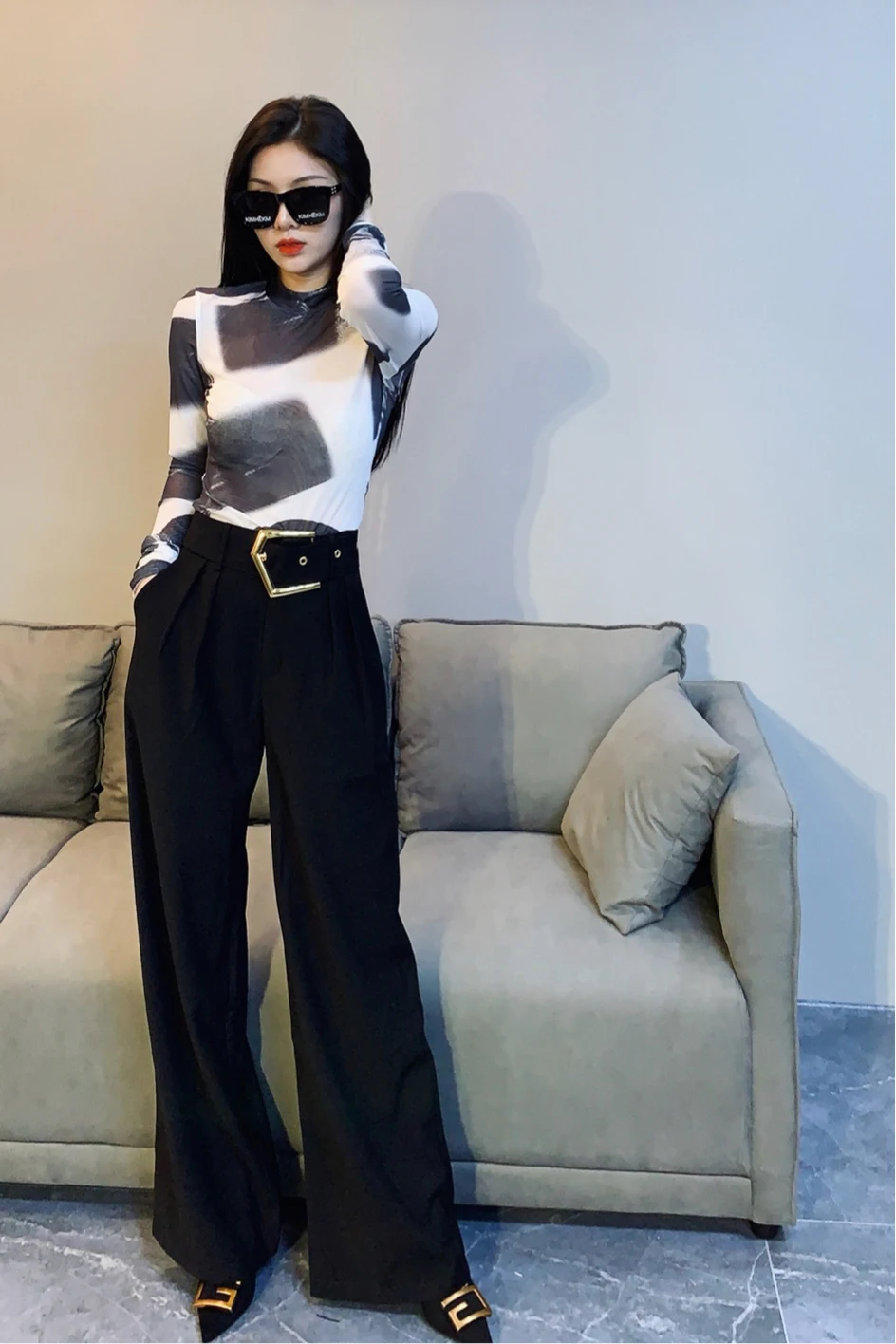 Genuine 2021 spring new white wide leg pants women's high waist drop feeling loose and slim straight pants