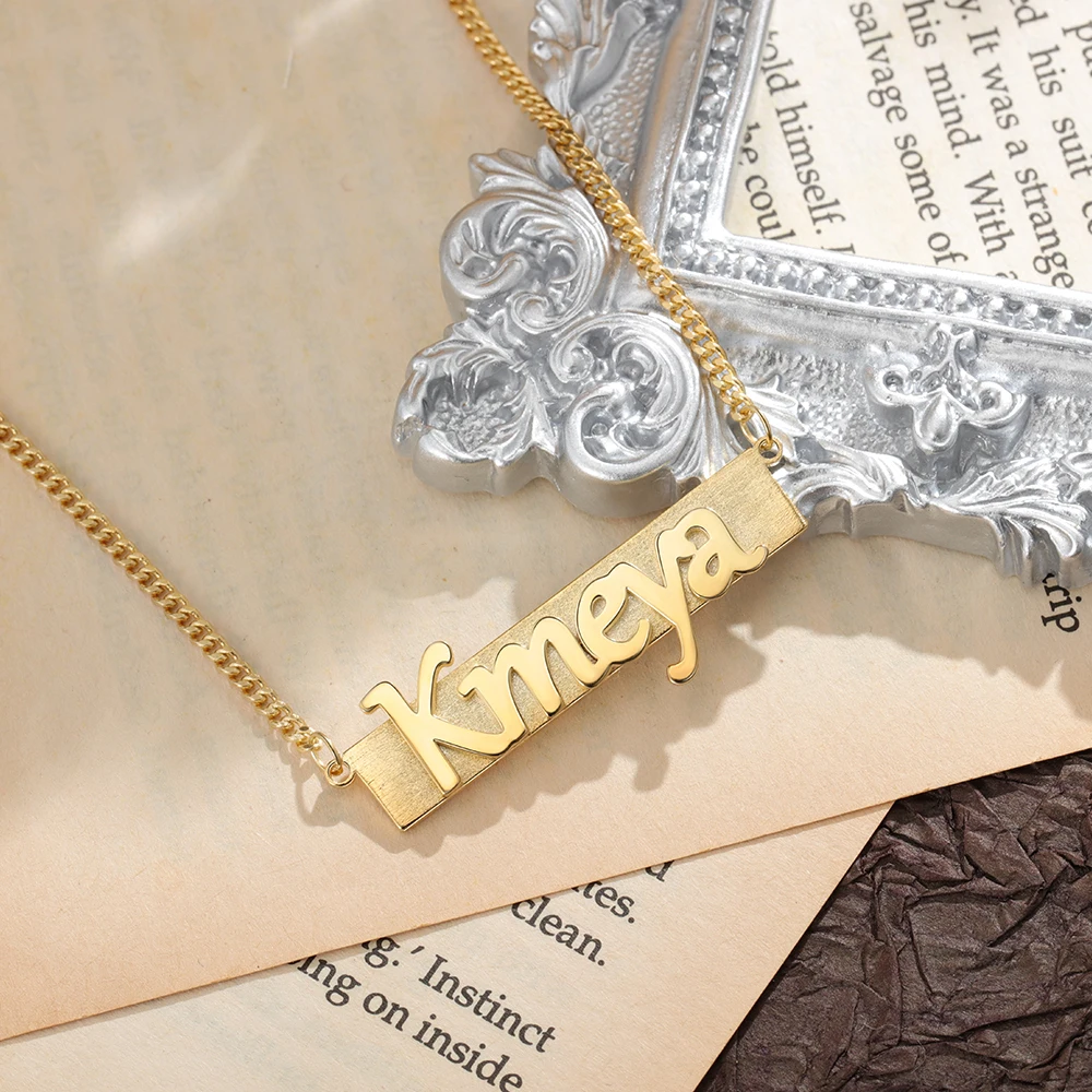 Персонализированное ожерелье на заказ с именной табличкой женское цветное в