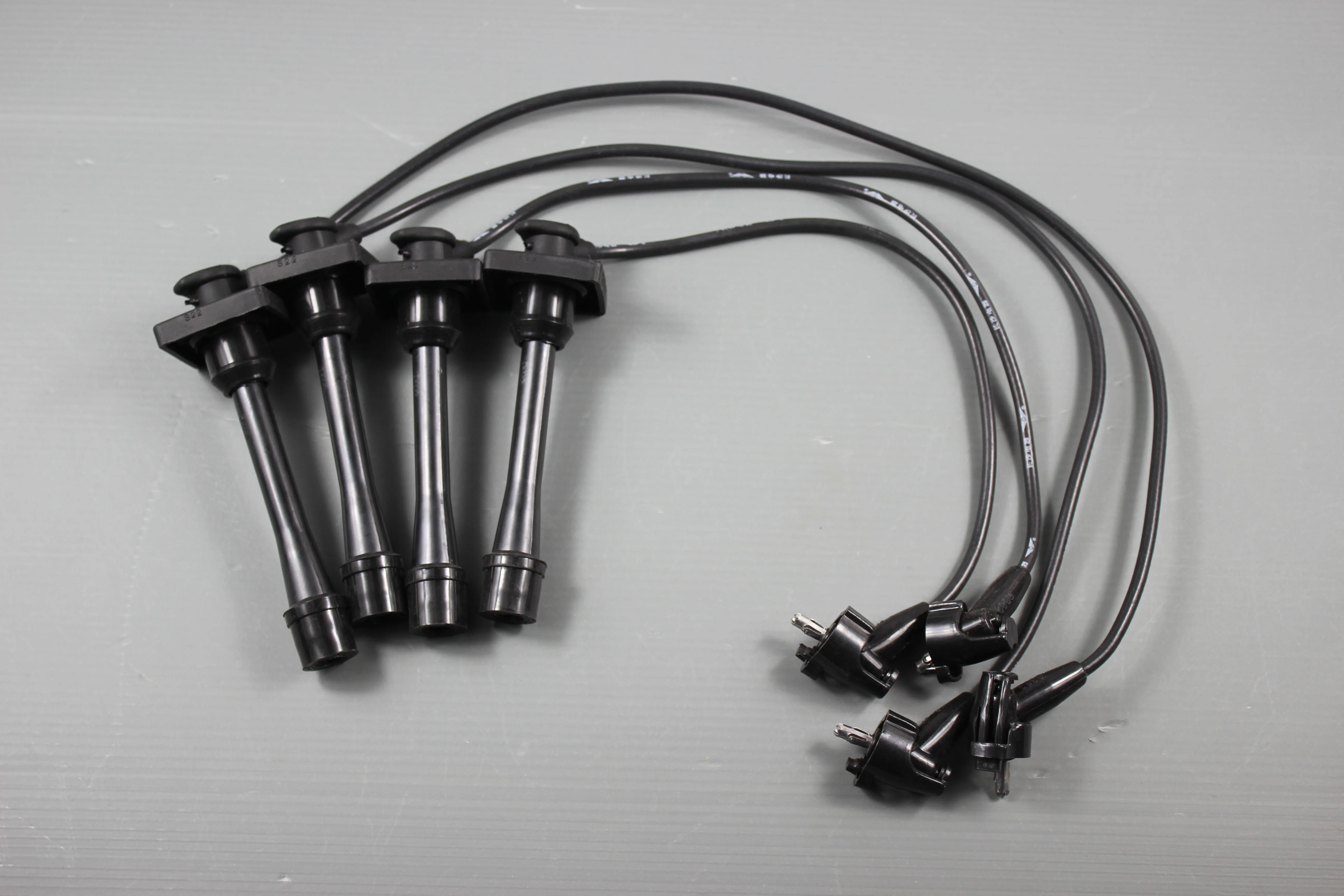 

Ignition coil cable for Toyota Corolla 1.4L (4E-FE), Toyota Corolla 1.6L (4A-FE) OE:90919-22373
