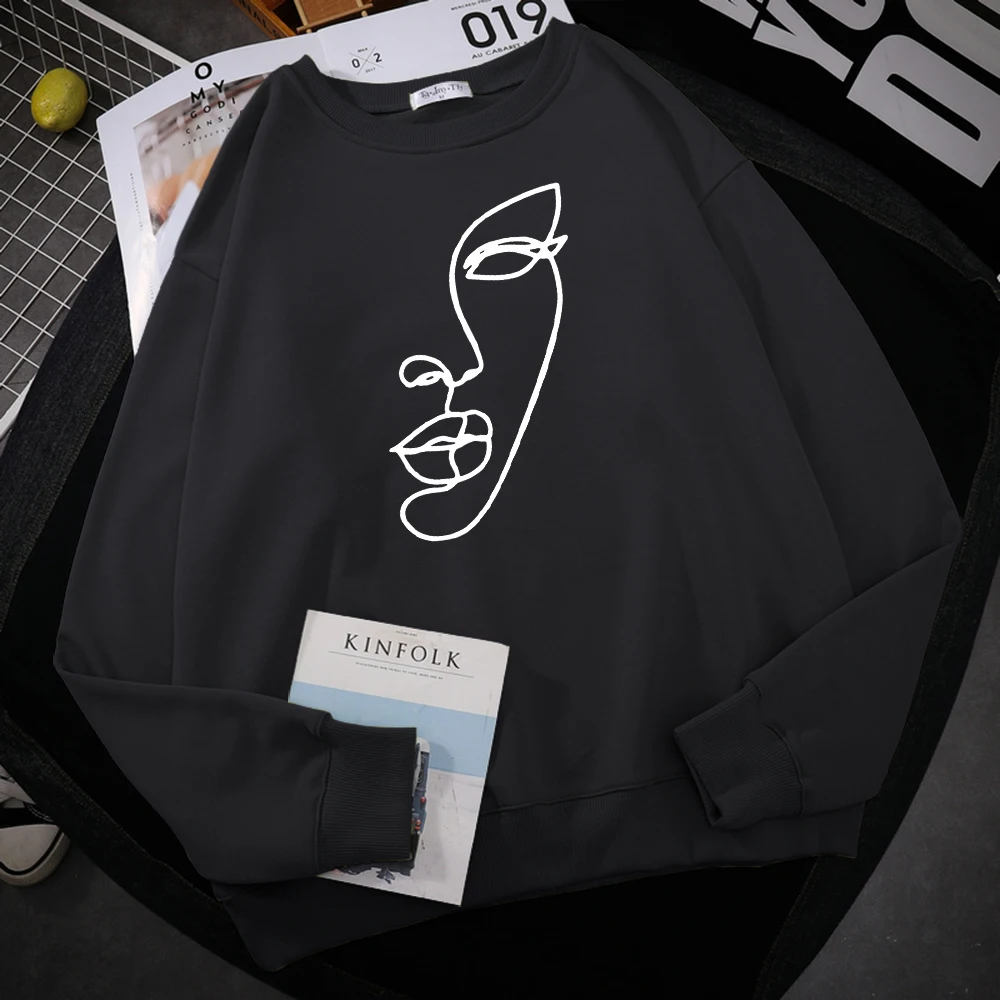 

Худи женское флисовое с принтом лица, на осень