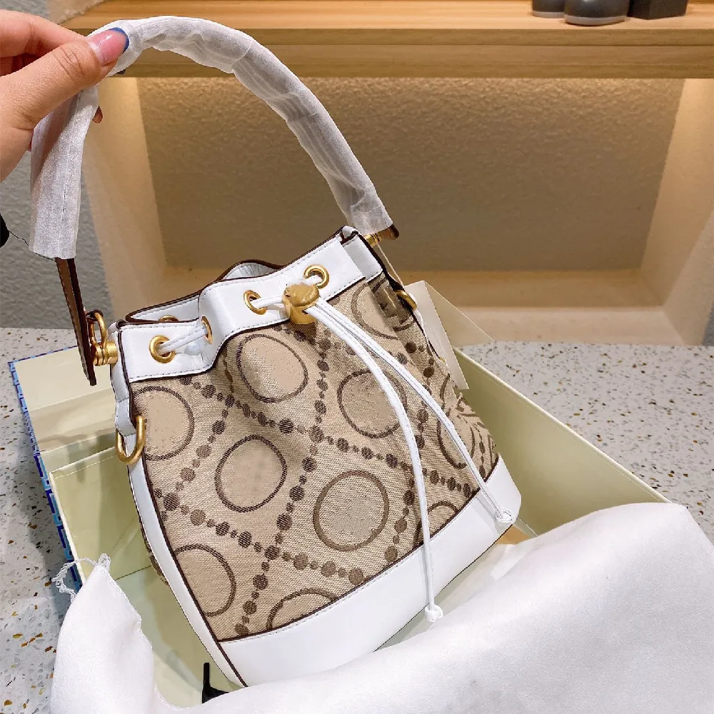

Fashion trend bucket floating flower one-shoulder diagonal bag