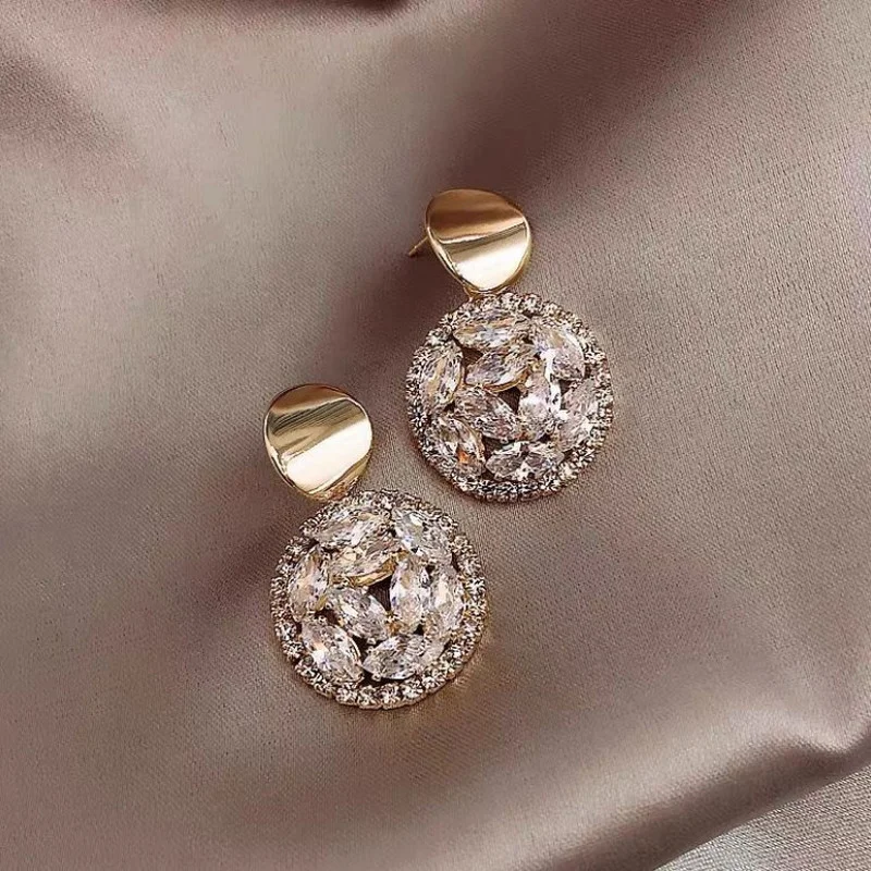 

Fashion Round Diamond Earrings for Women Girl Party Charm Jewelry