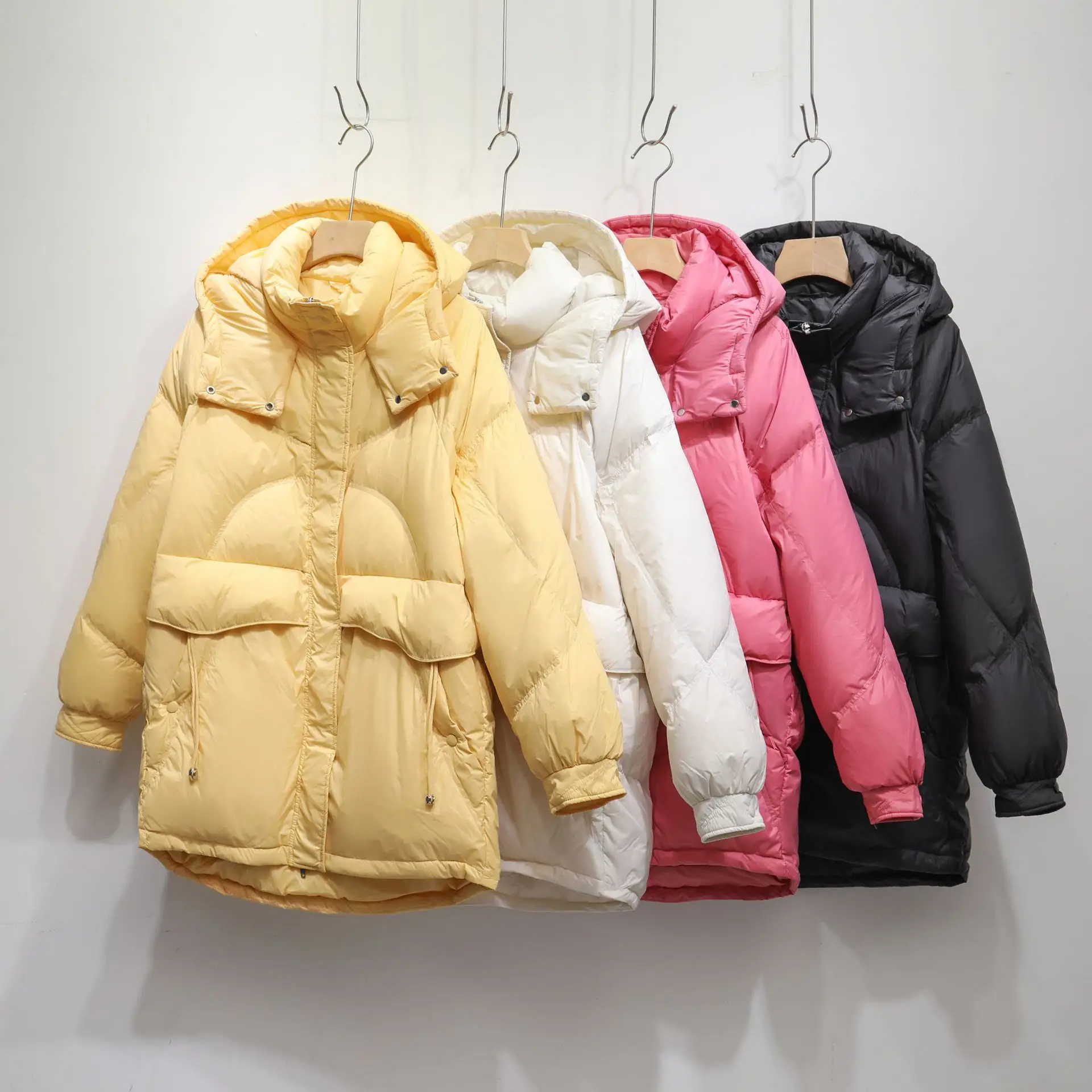 

Женское легкое водонепроницаемое пуховое пальто, новинка 2021, съемный капюшон, женские портативные пушистые длинные куртки