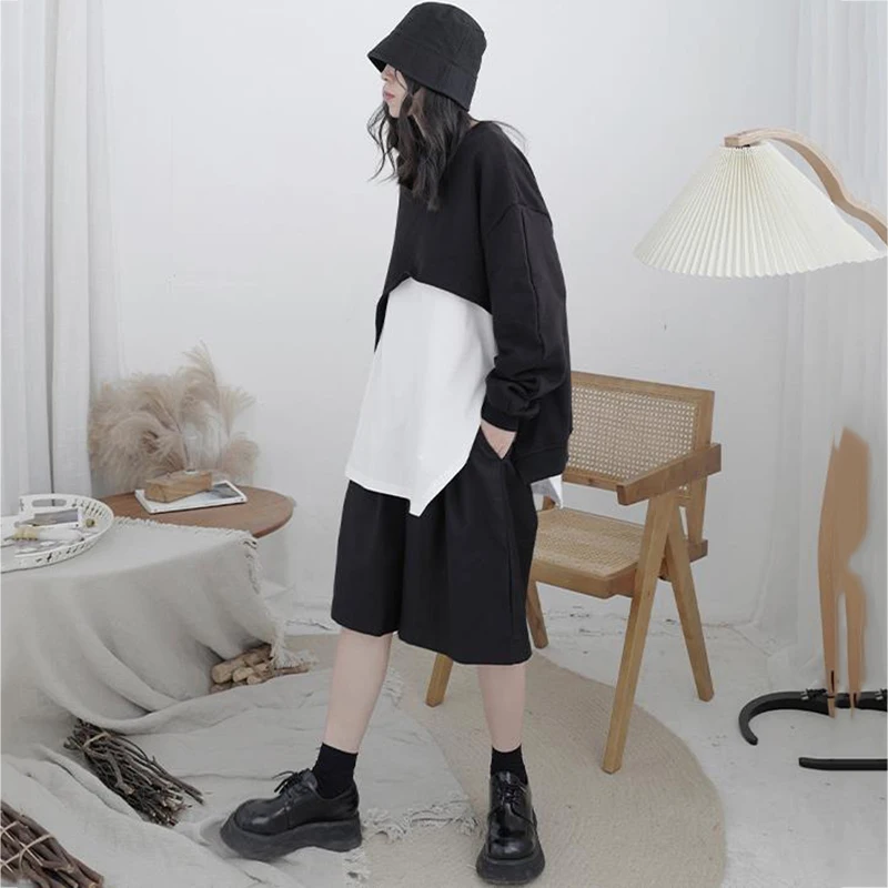 

[EAM] Loose Fit Black Asymmetrical Casual Sweatshirt New Hooded Long Sleeve Women Big Size Fashion Spring Autumn 2021 1DD7354