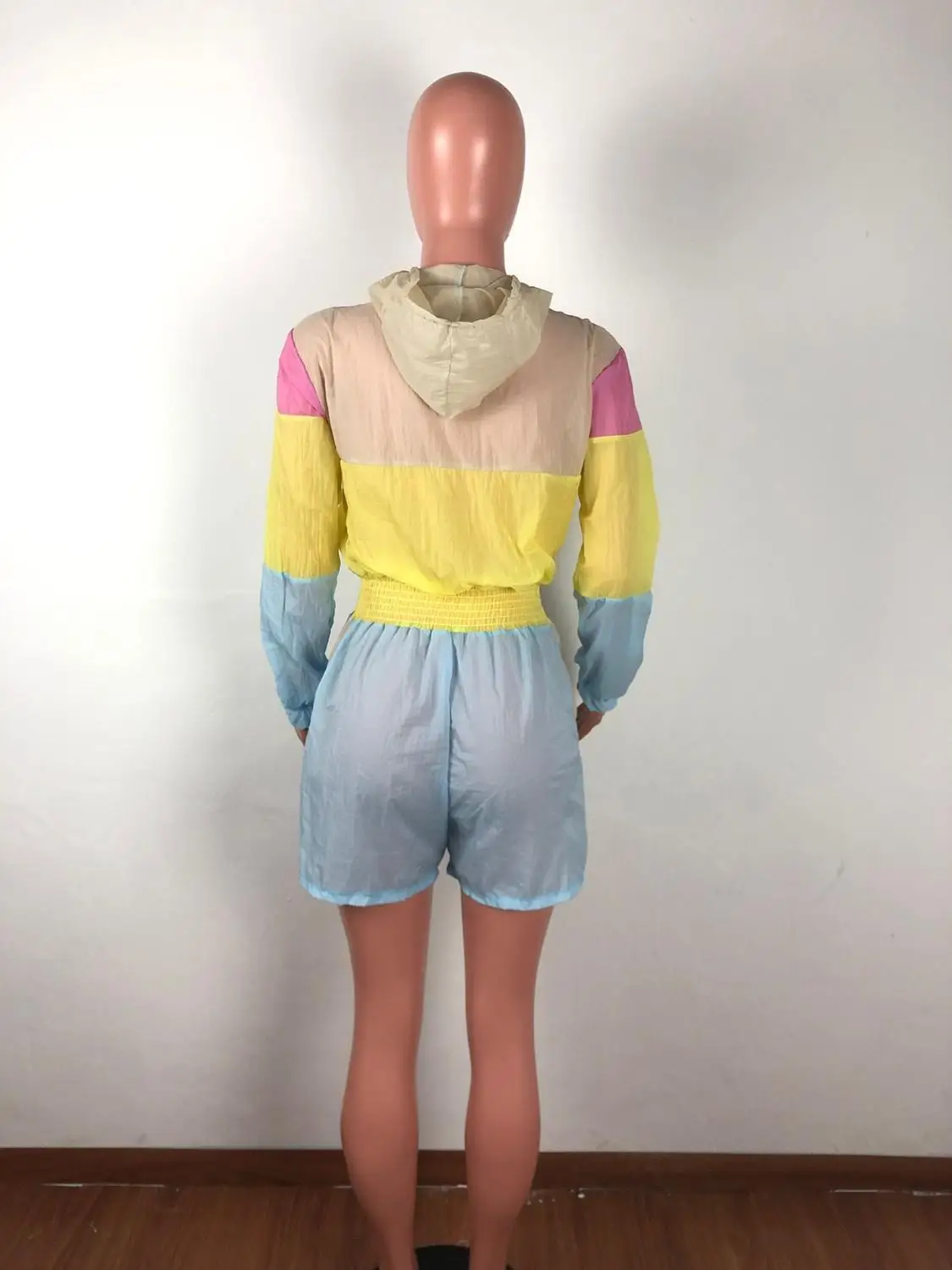 

JRRY Casual Print Loose Women Playsuit Long Sleeve Turn Down Collar Zip Pocket Short Jumpsuit Sun Resistant Colorful Jumpsuit