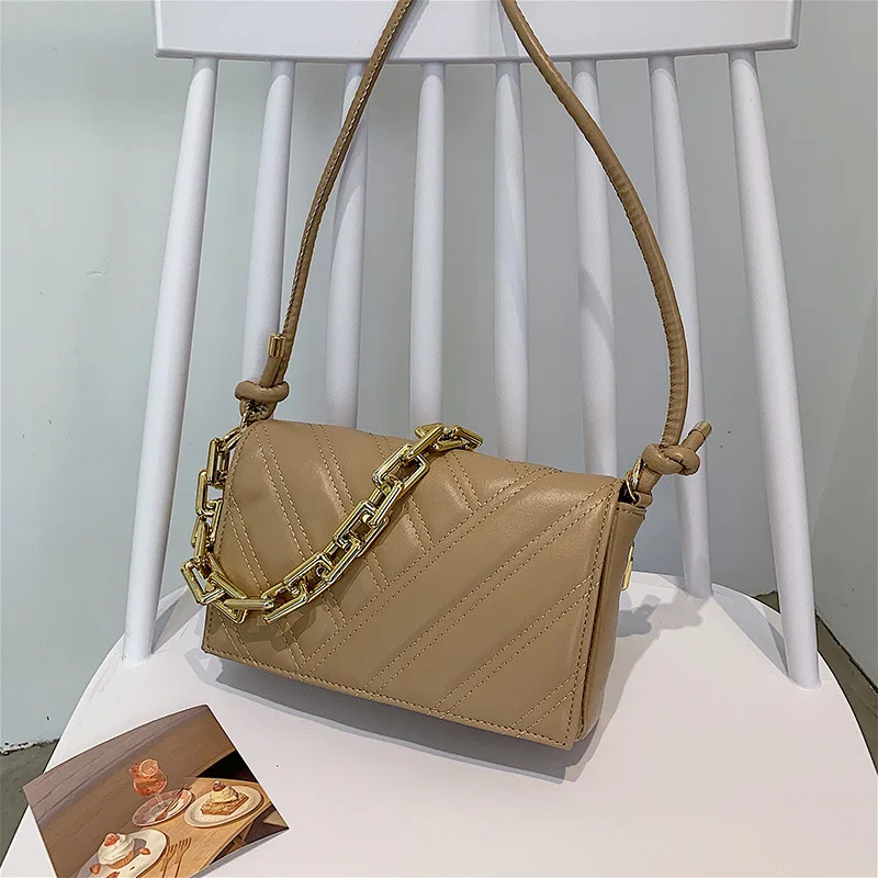 

European and American One-shoulder Thick Chain Dinner Bag 2021ladies Embroidery Thread Small Square Bag Messenger Autumn Handbag
