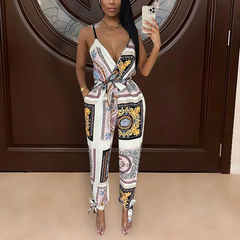 Женский пляжный комбинезон на тонких бретельках с V образным вырезом и принтом| |