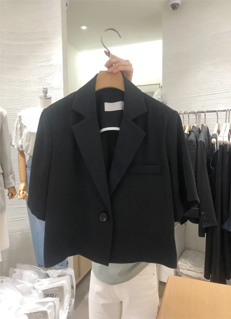 

Summer Simple Short Sleeve Crop Blazer Women Korean Fashion Solid Femme Short Jacket 2021 New Chic All Match Women Tops
