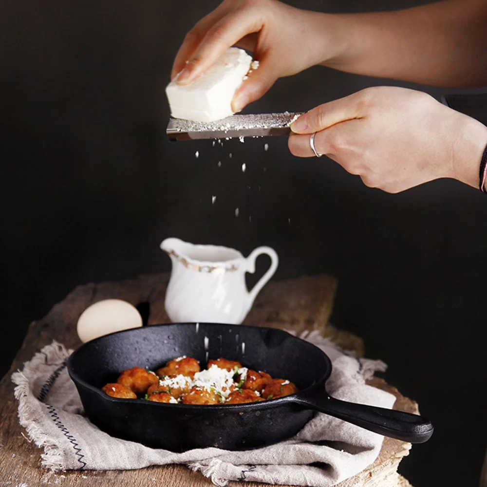 Терка для сыра измельчитель лимона Zester пармезана имбиря цитрусового мускатного