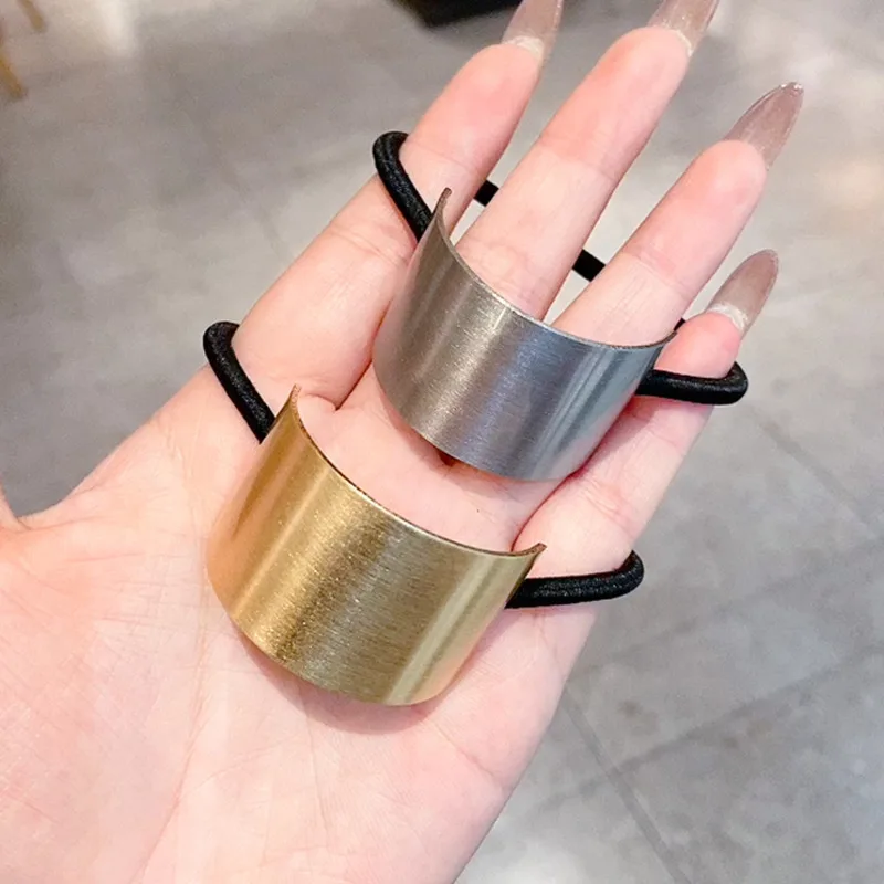 

[Xwen] 2021 New Simple Metal Hair Rope Women Hair Rope Temperament Headdress Girls Hair Ornament Fashion Hair Accessories OH2177