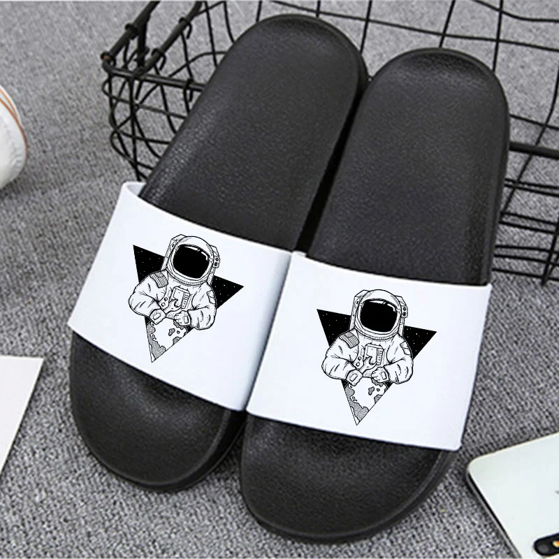 

Womens Shoes Summer Indoor Slippers Anti-slip bathroom sandals Fashion Leisure Home Slippers Beach Swimming Slides Ladies shoes