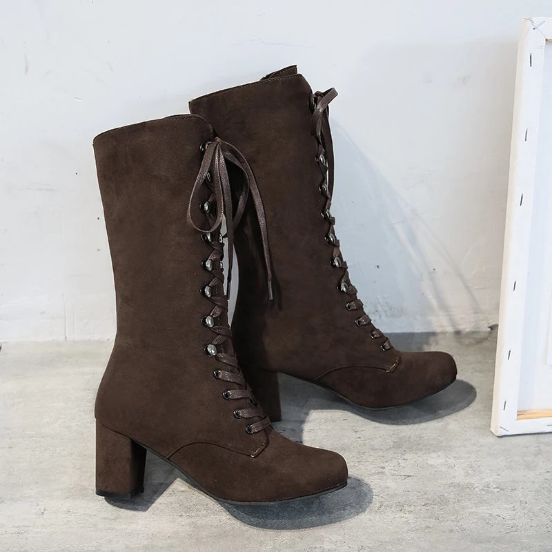 2020 новые модные женские сапоги до середины икры замшевые с перекрестной