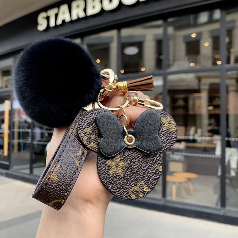 

Disney Kawaii Keychain Cartoon Mickey Mouse Keychain Can Car Keychain Pendant High-end Creative Mickey Lady Bag Pendant