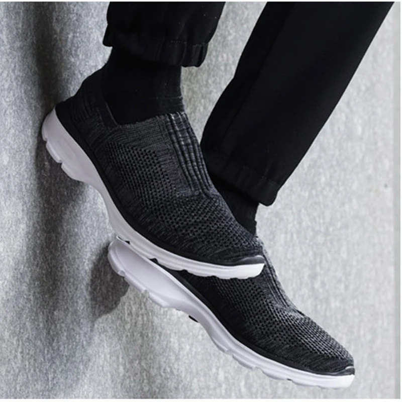 Мужские кроссовки Li-Ning легкие из дышащей ткани с подкладом спортивная обувь AGCM101 |