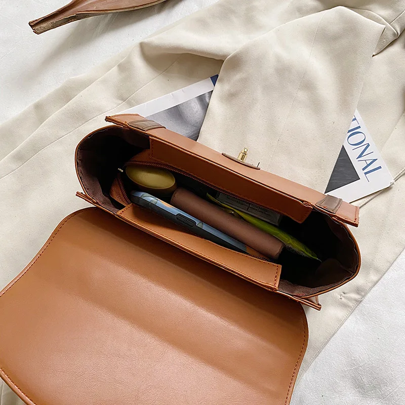 

Ladies Shoulder Bag Solid Color Retro Small Handbag Retro Small Square Bag Fashion Messenger Bag Mobile Phone Bag Wallet