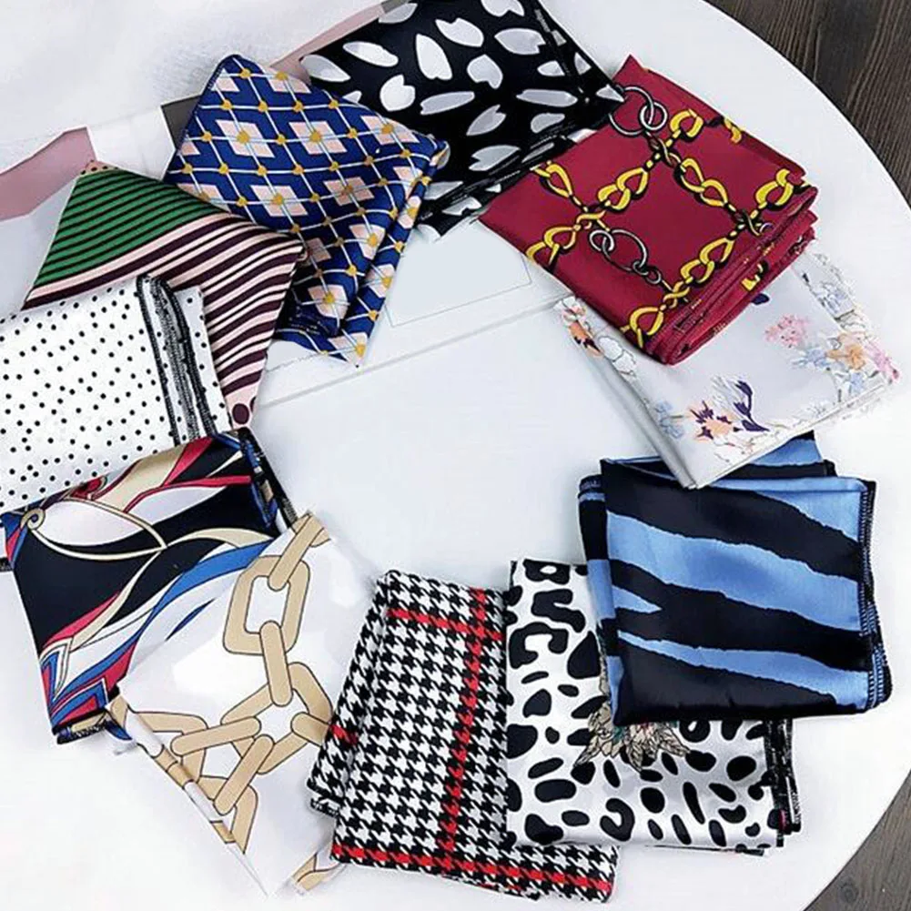 Корейский атласный шарф головной шейный платок бандана маленький квадратный