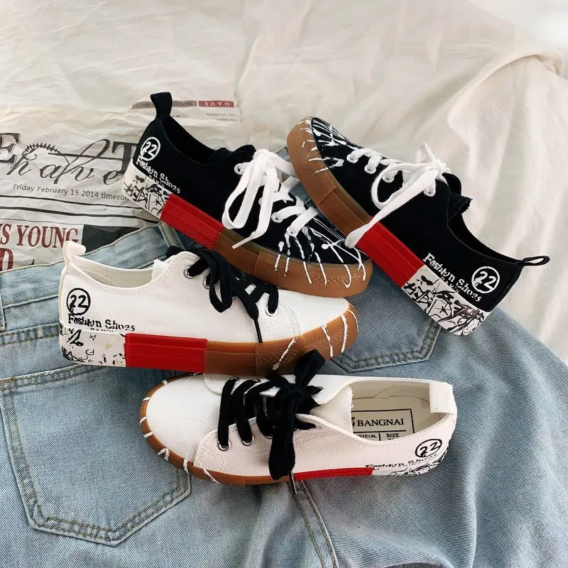 

2021 Spring Women Flat Shoes New Designer White Shoes Soft Sole Platform Sneakers Tenis Feminino Casual Female Shoe Anti-Slip