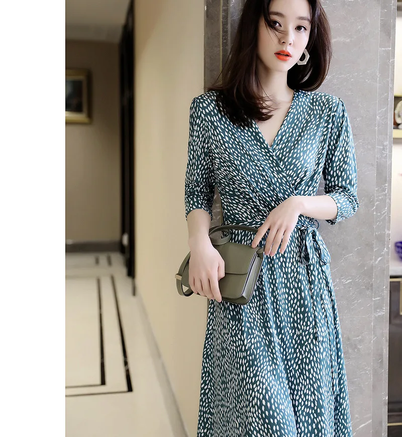 

Enchanting color elegant wave point cross collar Corset Dress