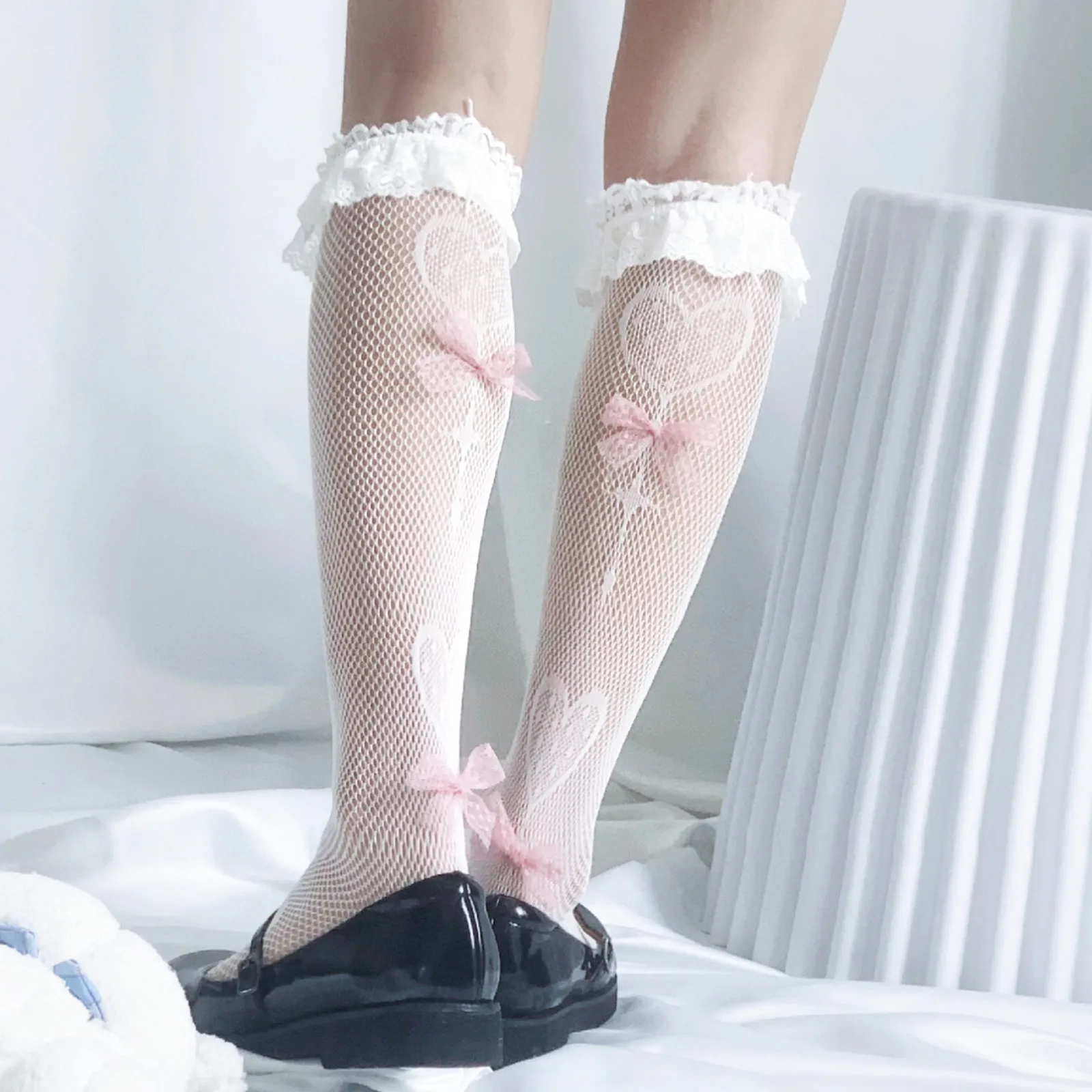 

Sexy Lace High Knee Socks Women Retro Heart Vine Fishnet Lace Kawaii Socks Japanese Harajuku Over The Knee Stockings Women Socks