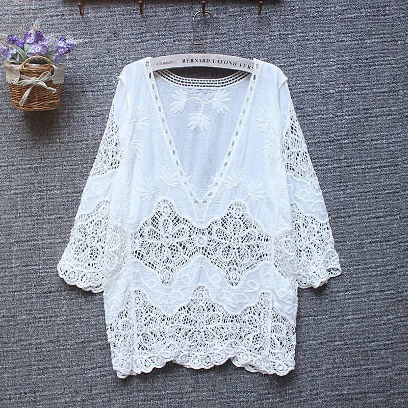 

Summer Hollow Long Lace Embroidery White Blouses Crochet V-Neck Top 3/4 Sleeve Large Size Shirt