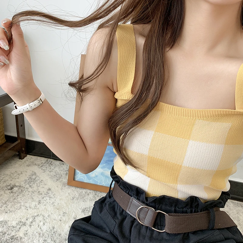 OUMEA женские вязаные топы укороченный топ в клетку на бретелях милые летние