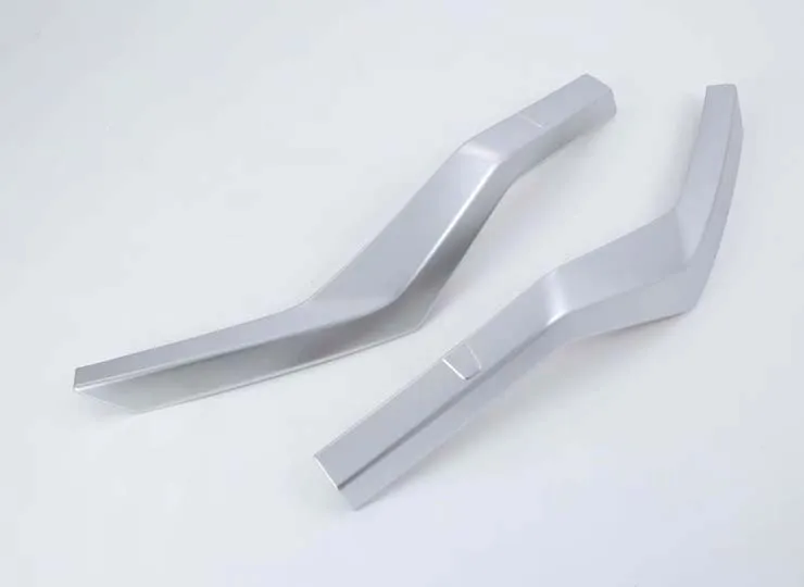 

Chrome ABS Front Corner Protector Center Grille Trim For 2017-2020 Mitsubishi Eclipse Cross 2PCS