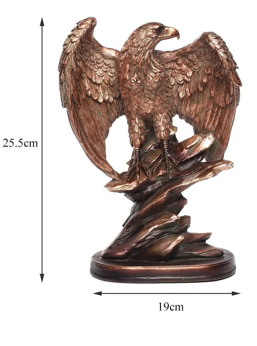

Europ style Eagle Ornaments Spread Wings Eagle Trophy Figurines Crafts Home Office Decoration Resin Animal Miniature Model Gifts