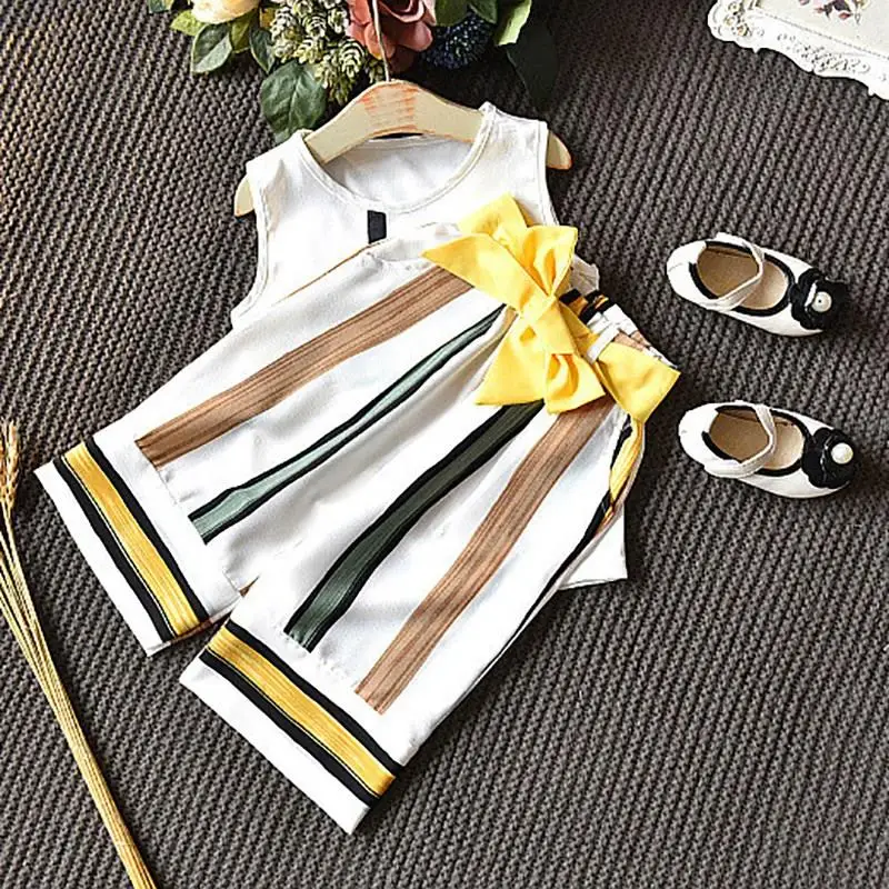 Комплекты одежды для девочек Новая летняя модная дизайнерская футболка без