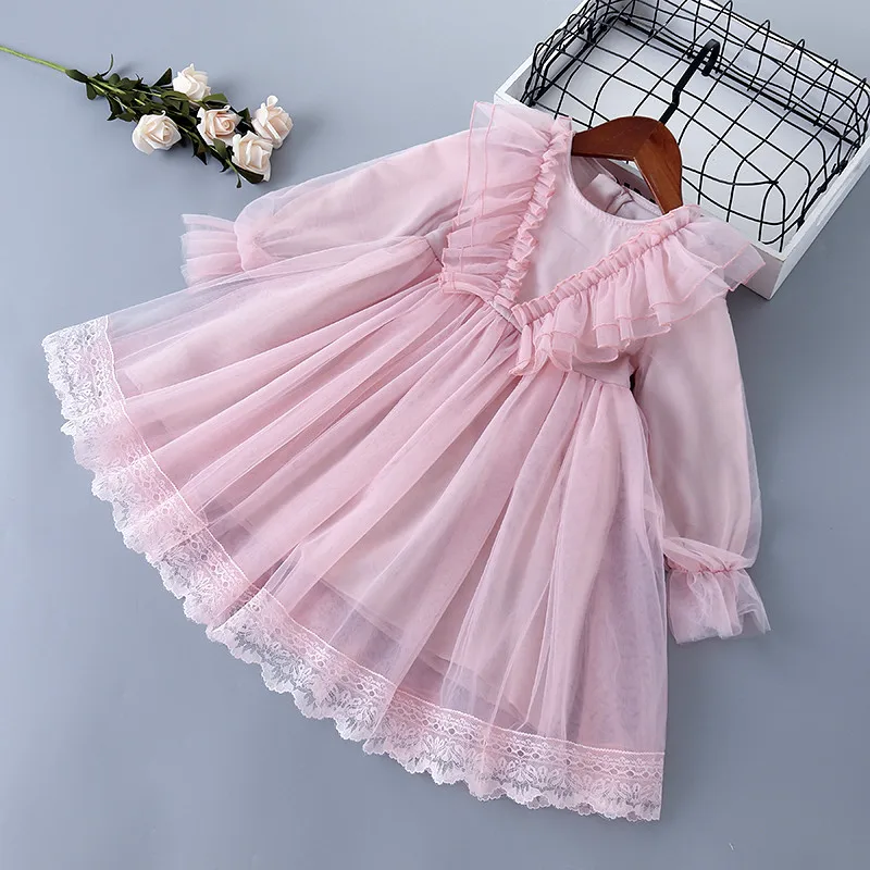 Кружевное шифоновое платье для девочек весеннее с драпировкой в виде цветов и