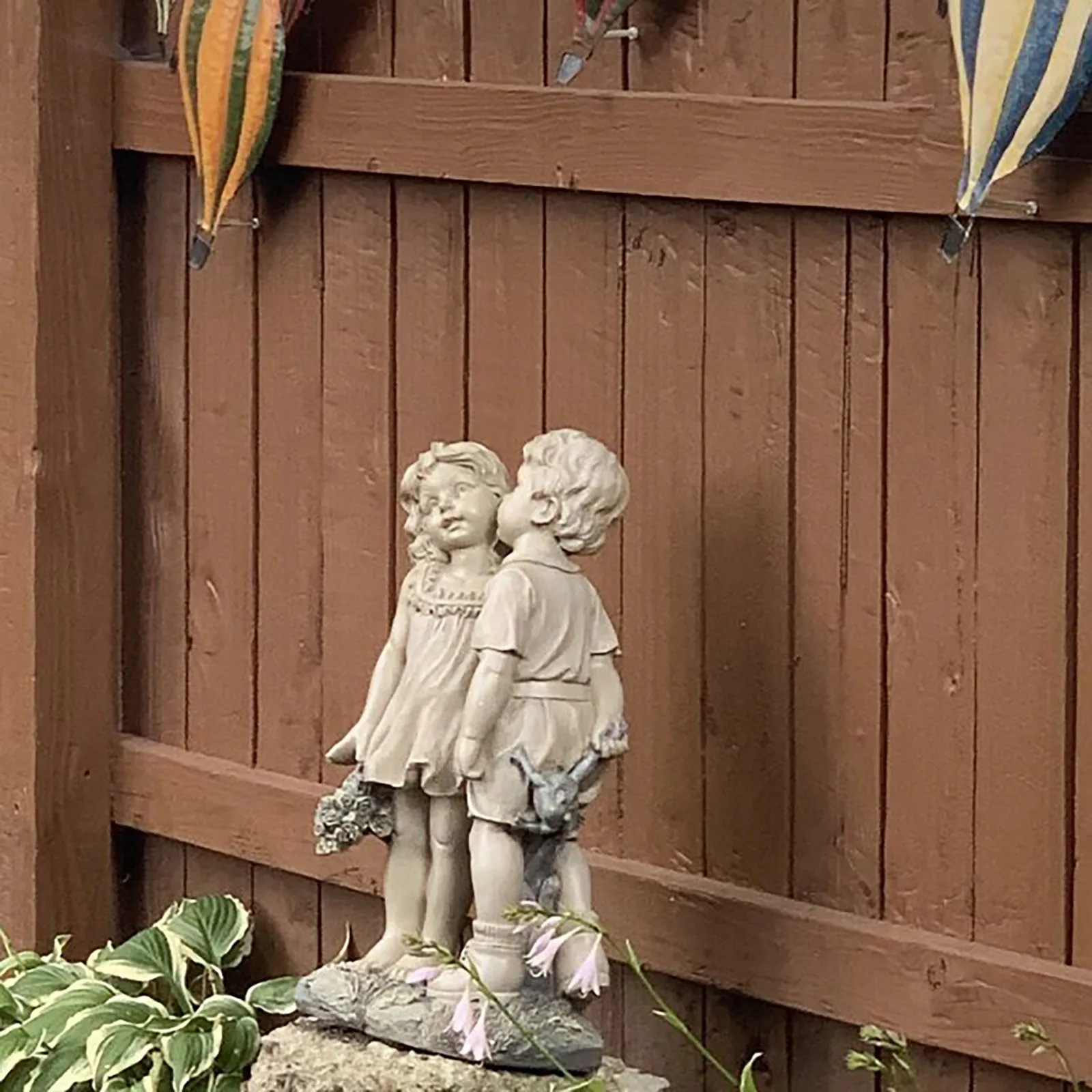 

3 Style Garden Yard Art Statue Boy And Girl Kissing Memories Garden Statue Decoration Ornaments Outdoor Garden Decoration