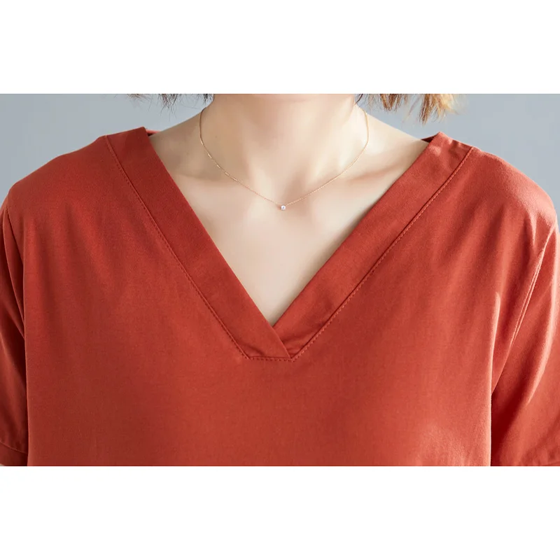 Женское Хлопковое платье с карманами однотонное вечерние до колена V образным