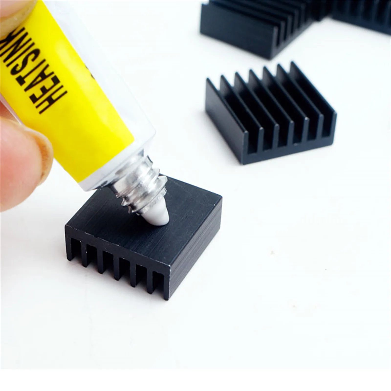 1/5 комплектов Термальность смазочная паста проводящий штукатурка для радиатора