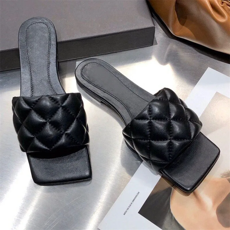 

2021 New Women Slippers Black White Flat Sandals Ladies Casual Beach Shoes Woman Outside Slides Summer Slipper Square Toe Mules