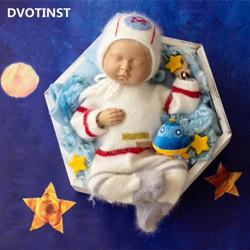 Dvotinst Newborn Baby Boys Photography Props Soft Wool Knit Space Astronaut Outfits Bonnet Clothes Fotografia Studio Photo Props