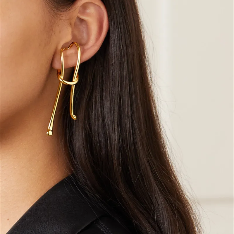 

High end fashion long gold and silver earrings exaggerated lines cold wind Earrings Pierced Earrings